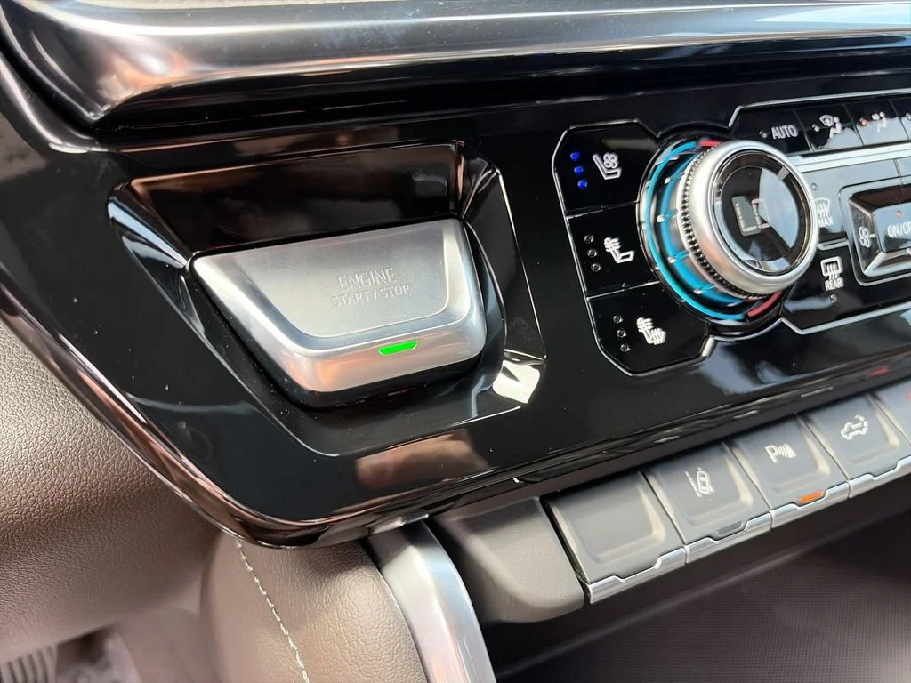 New 2026 Glacier White Tricoat GMC Denali image 22