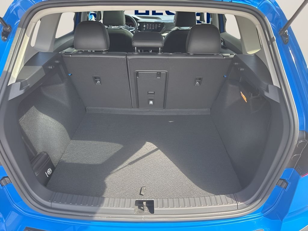 Used 2023 Blue Volkswagen 1.5T SEL image 22