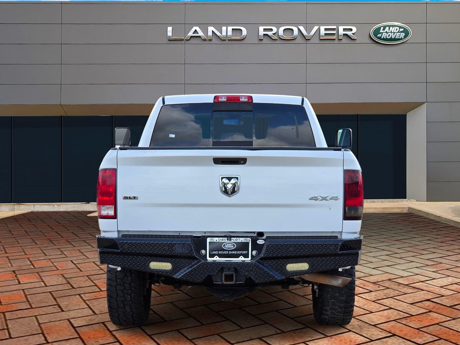 Used 2015 Bright White Clearcoat Ram SLT image 5