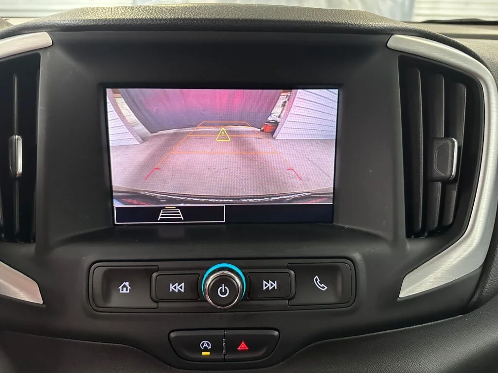 2023 GMC Terrain SLE - Photo 13