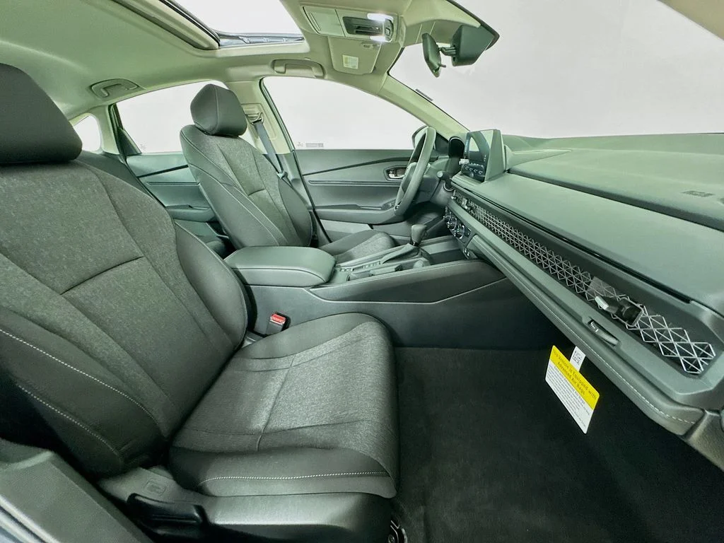 New 2026 Meteorite Gray Metallic Honda SE image 38