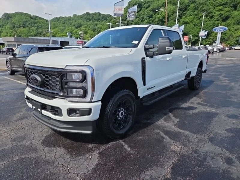 New 2026 Star White Metallic Tri-Coat Ford F-250® Lariat® image 3