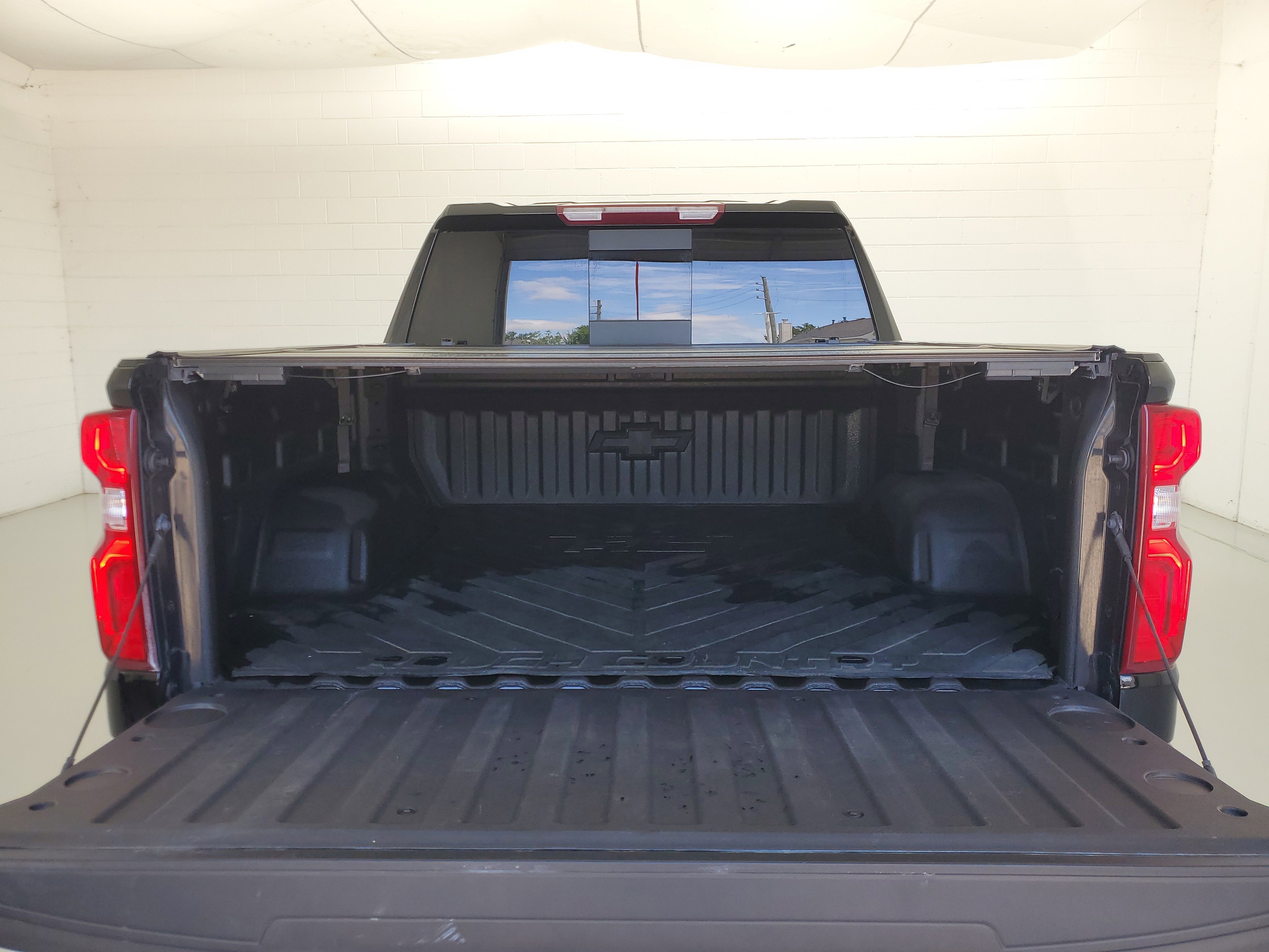 Used 2024 Black Chevrolet RST image 10