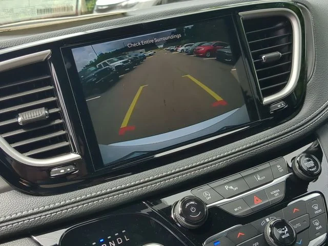 2026 Chrysler Pacifica Select - Photo 42