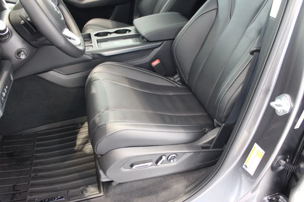 New 2026 Liquid Carbon Metallic Acura Technology Package image 9