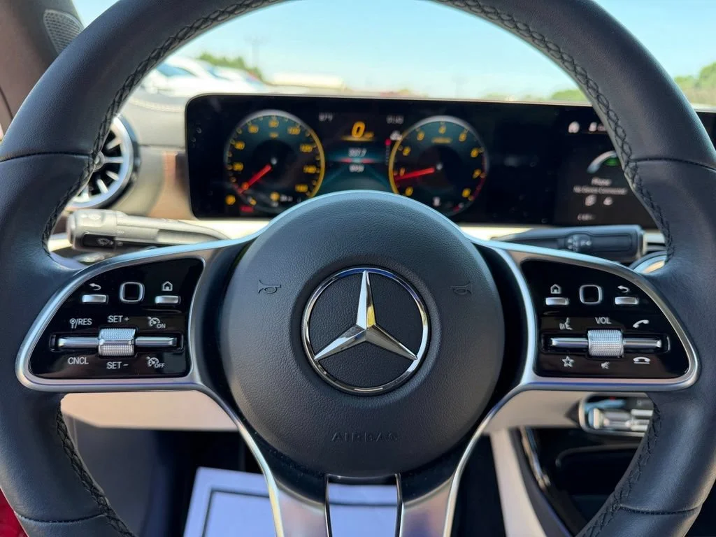 Used 2023 Red Mercedes-Benz 4MATIC® image 15
