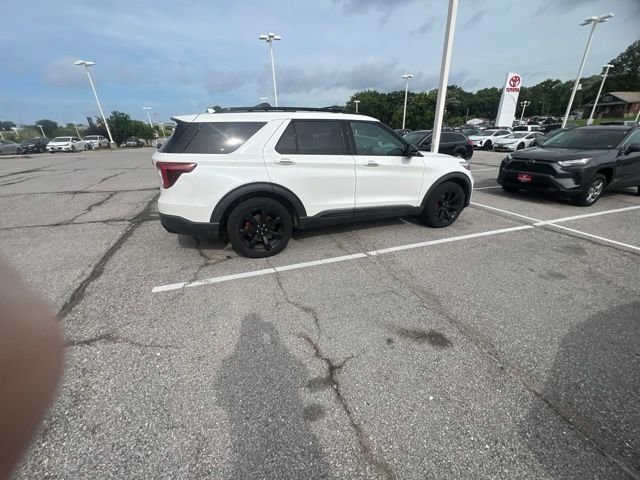 Used 2020 White Ford ST image 16