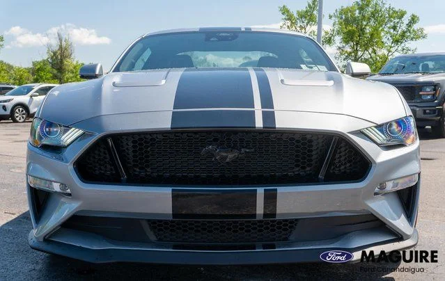 Used 2022 Silver Ford GT Premium image 3