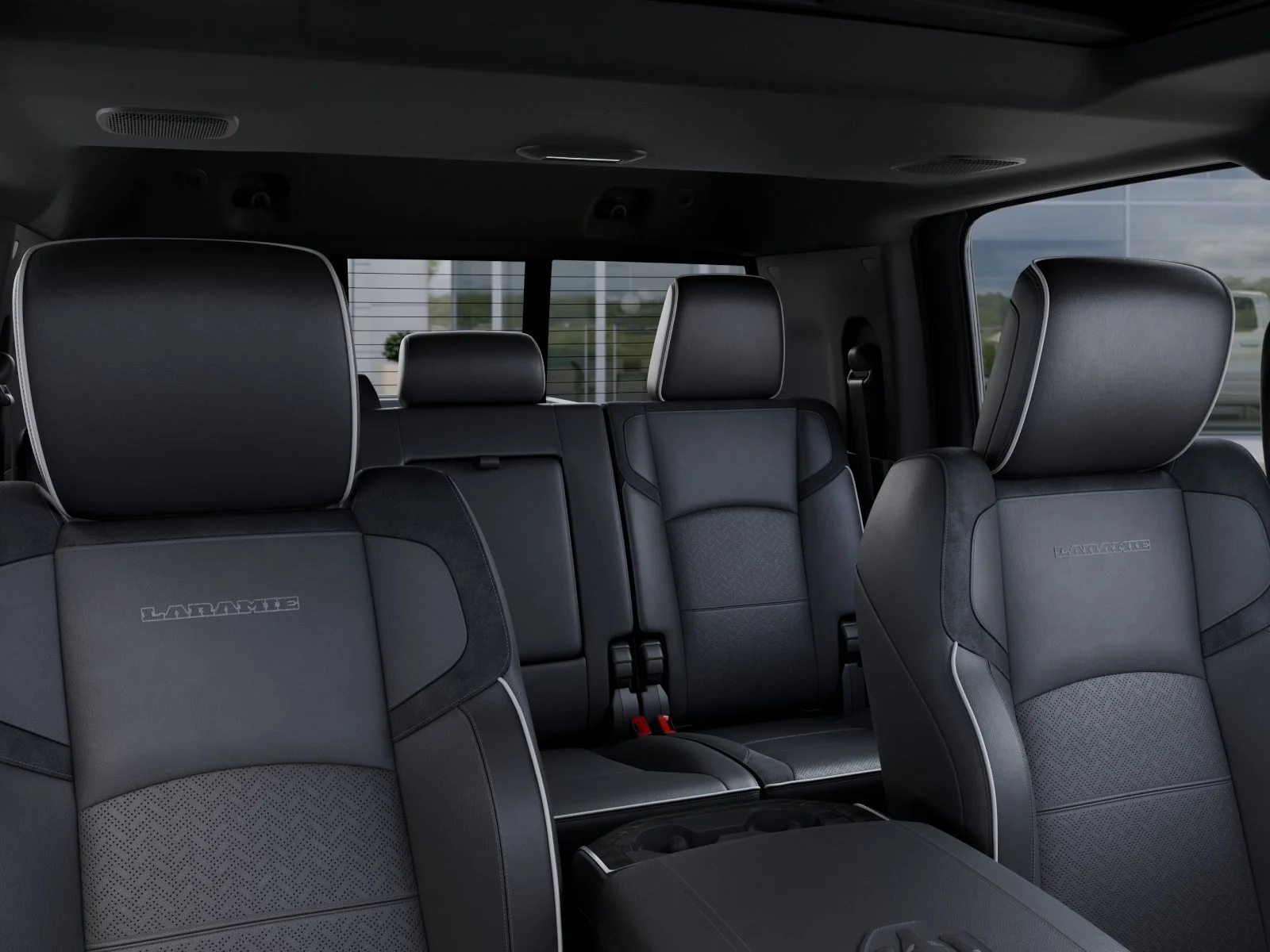 New 2026 Diamond Black Crystal Pearl-Coat Exterior Paint RAM Laramie image 52
