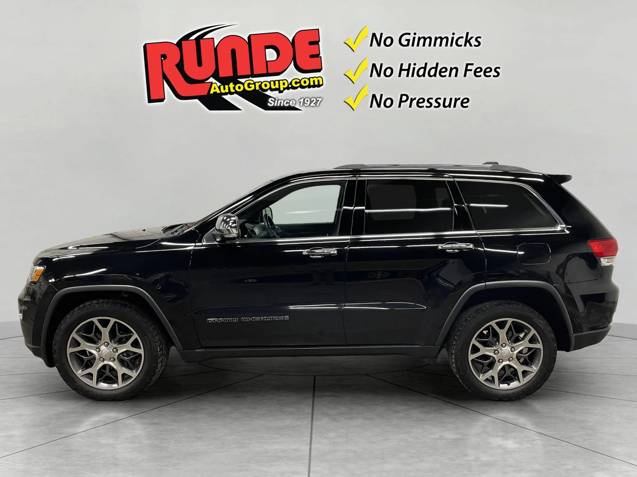 Used 2019 Jeep Grand Cherokee Limited with VIN 1C4RJFBGXKC571210 for sale in Manchester, IA