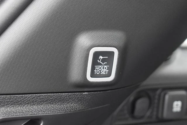 New 2027 High Gloss Black Jeep Limited image 21