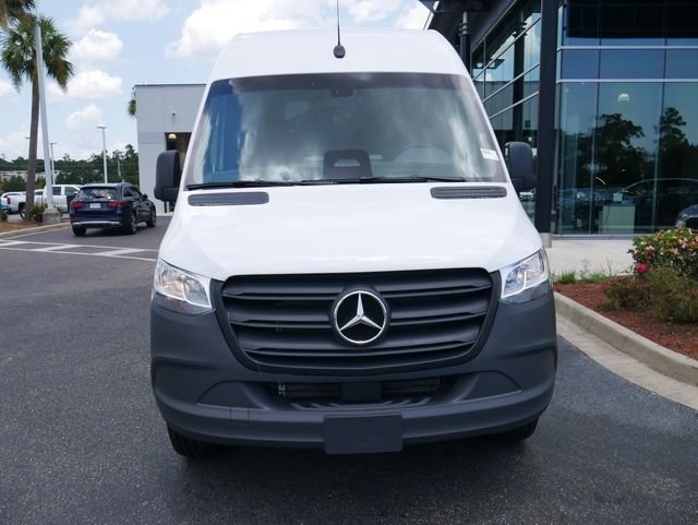 New 2026 Arctic White Mercedes-Benz Cargo 144 WB image 2