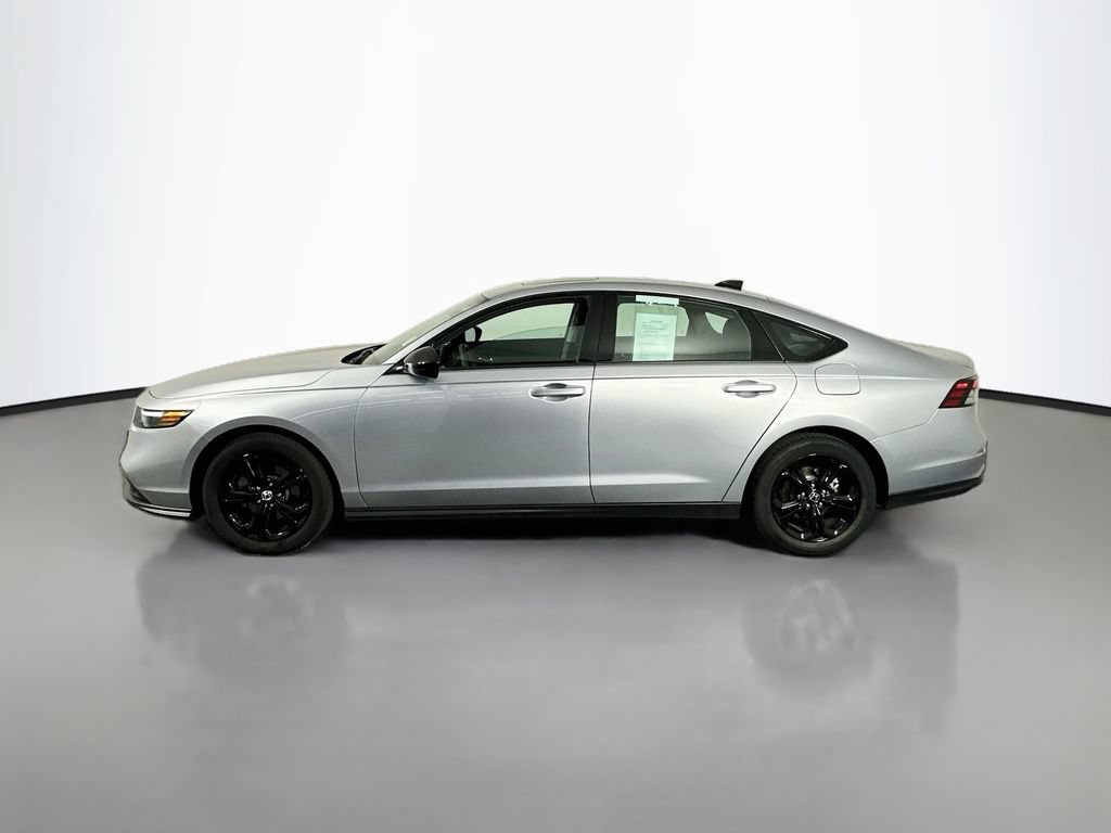 2025 Honda Accord SE - Photo 37