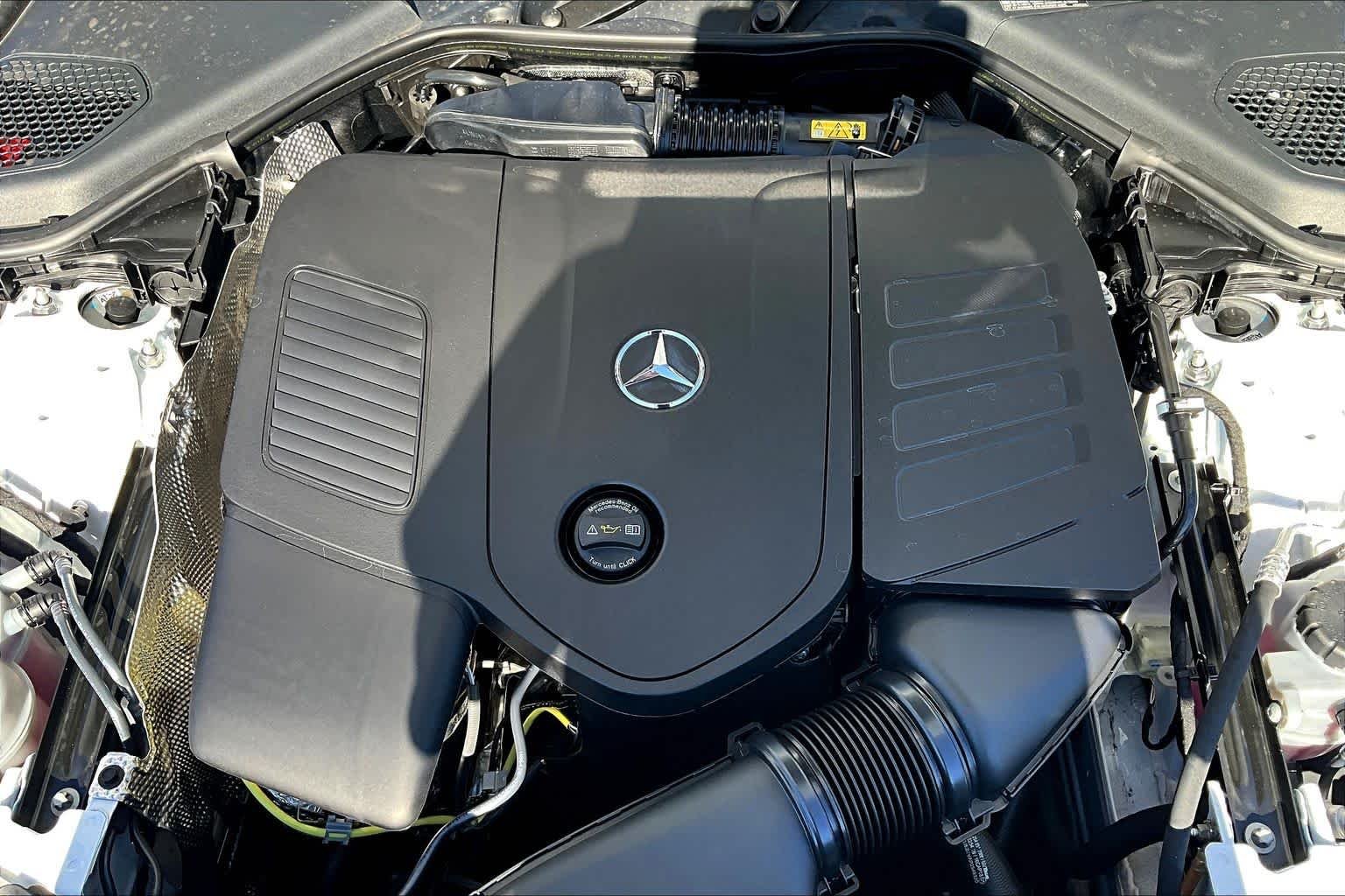 Certified Used 2025 Polar White Mercedes-Benz E 350 image 32