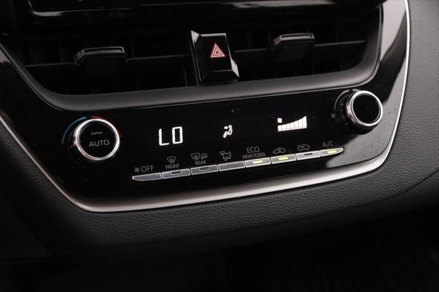 Certified Used 2022 RUBY FLARE PEARL Toyota  image 17