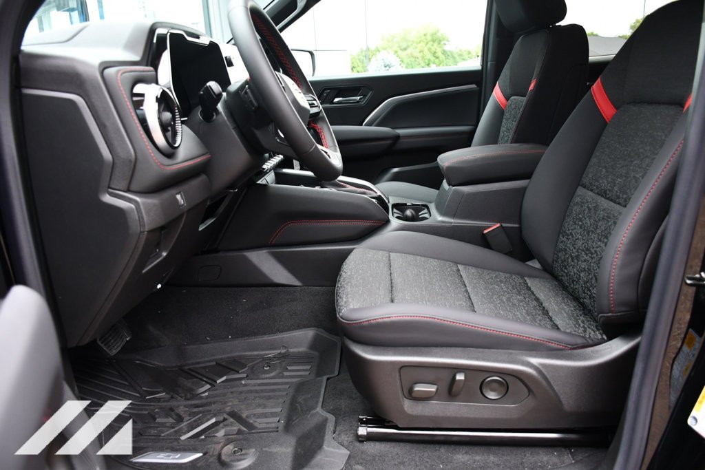 2026 Chevrolet Colorado Z71 - Photo 21