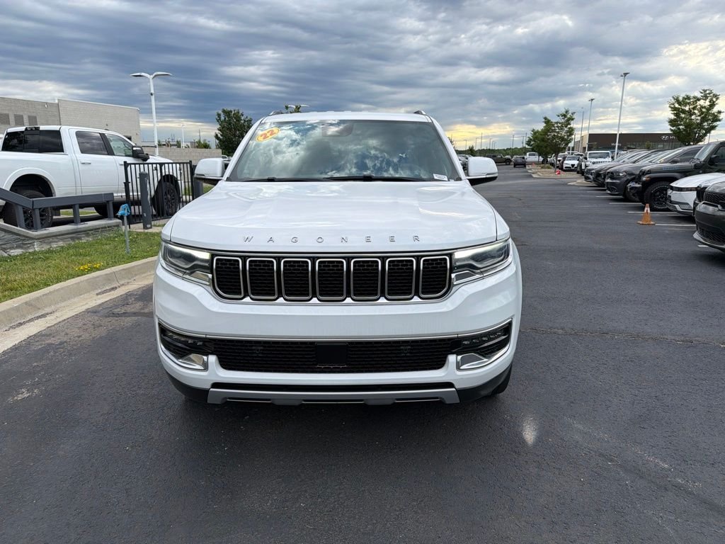Used 2022 Jeep Wagoneer Series II with VIN 1C4SJVBT5NS157710 for sale in Kansas City