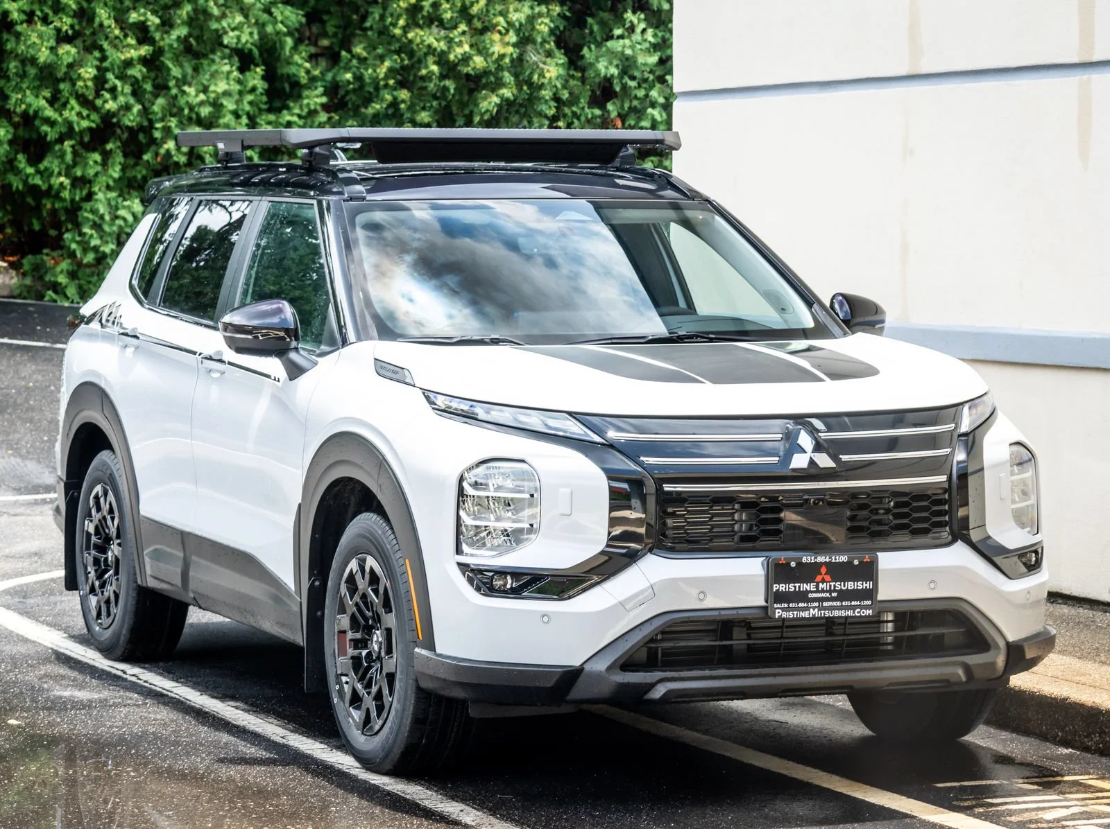 New 2026 White Mitsubishi Trail Edition image 12