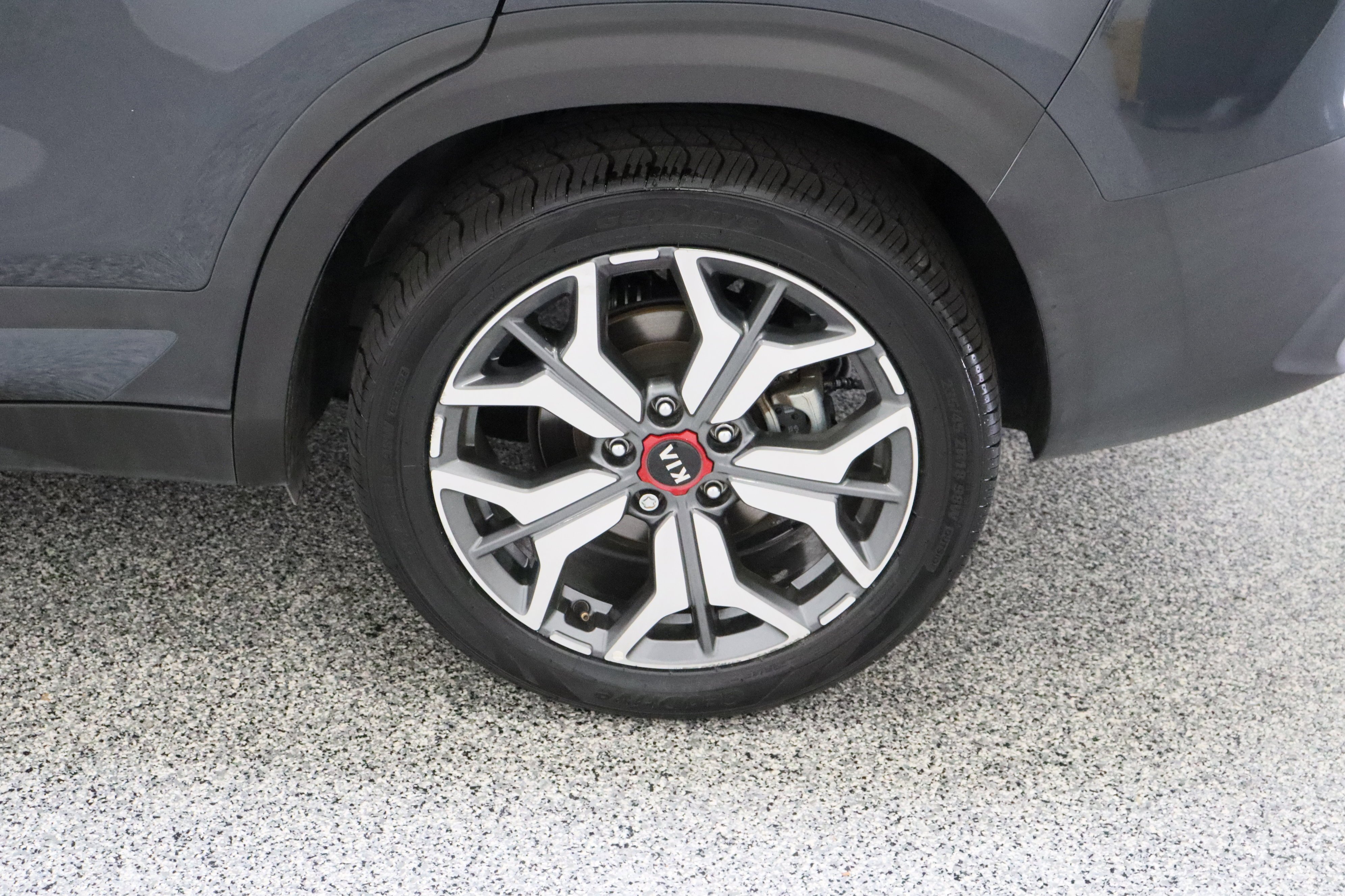 Used 2021 Gravity Gray Kia SX 1.6T image 10