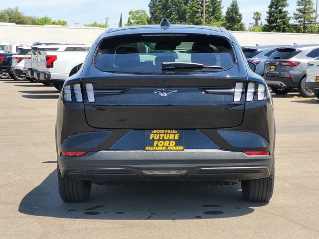 New 2026 Black Ford Select image 5