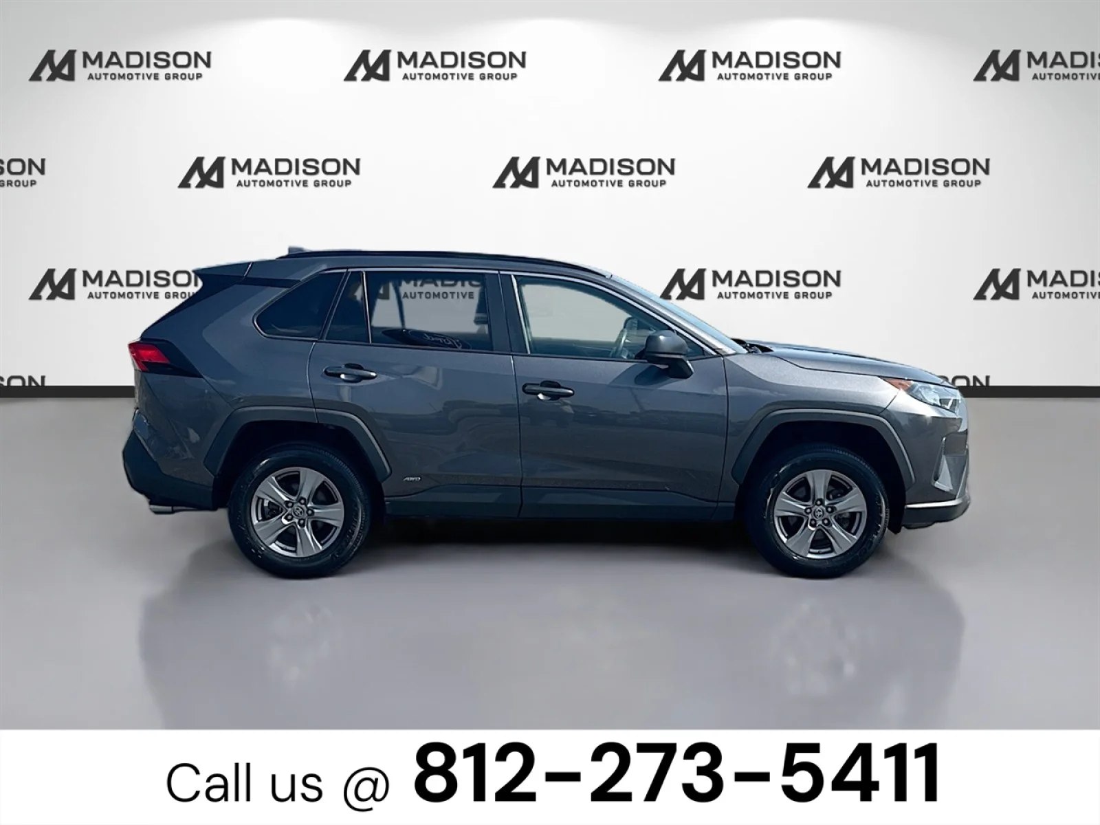Used 2022 Gray Toyota Hybrid LE image 4