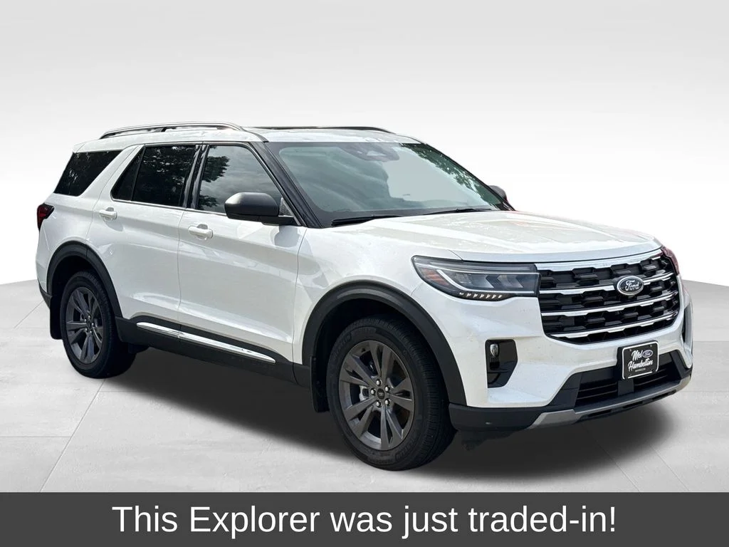 Certified Used 2025 Star White Ford Active image 1