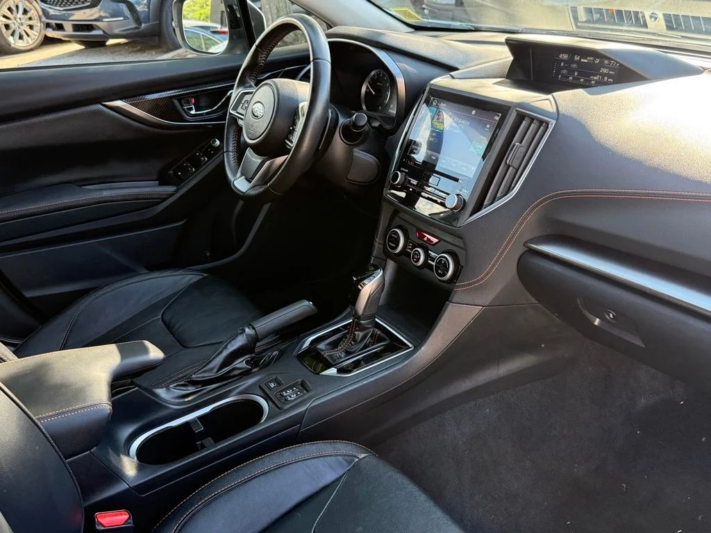Used 2019 White Subaru 2.0i Limited image 29