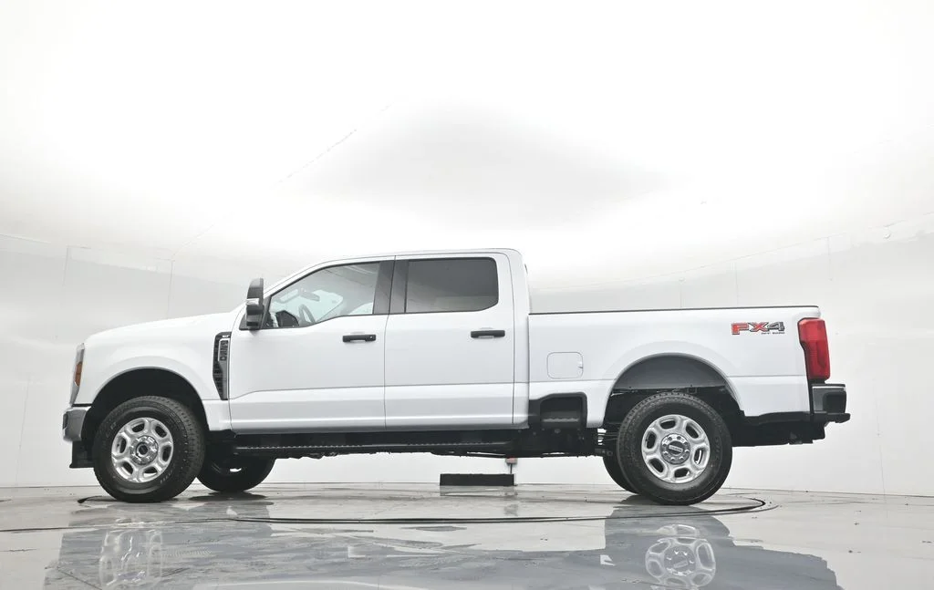 New 2026 White Ford XL image 51