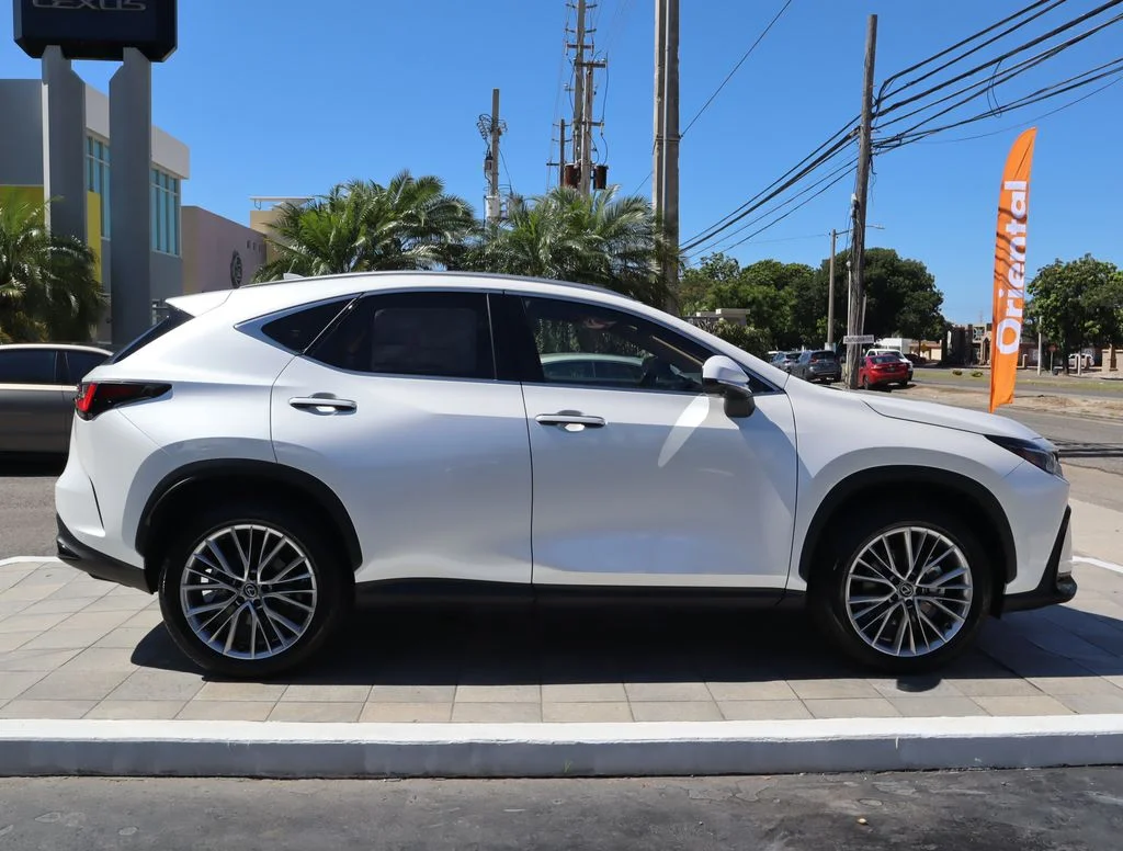 Used 2026 White Lexus 350 Premium image 4