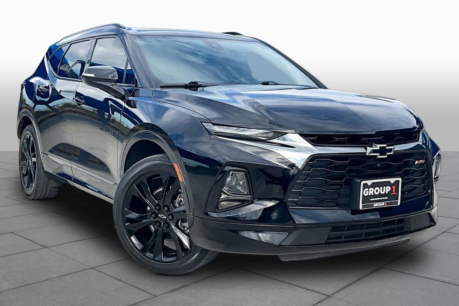 Used 2022 Black Chevrolet RS image 3