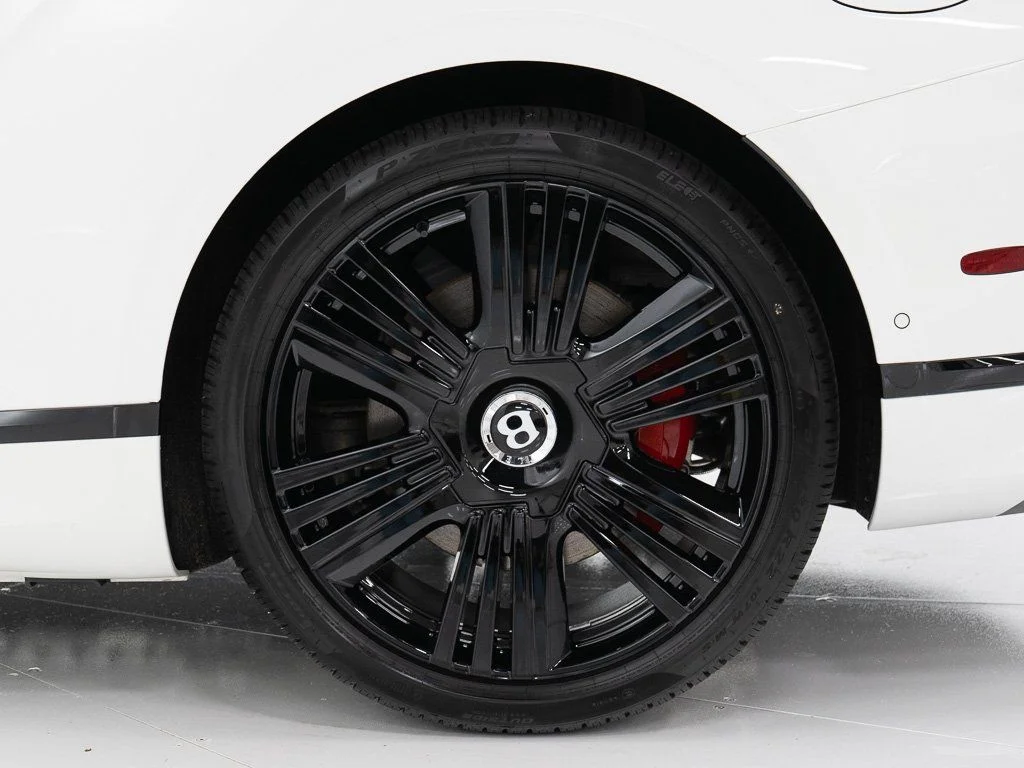 New 2026 Glacier White Bentley Azure image 39
