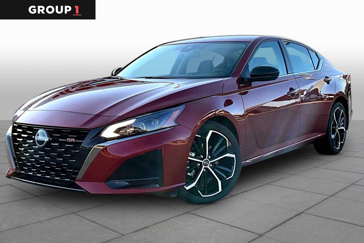 2025 Nissan Altima SR