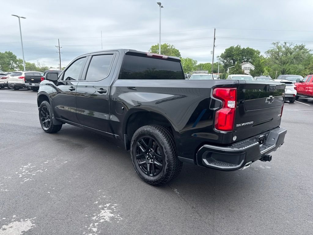 Used 2025 Chevrolet Silverado 1500 RST with VIN 3GCUKEE86SG377955 for sale in Kansas City