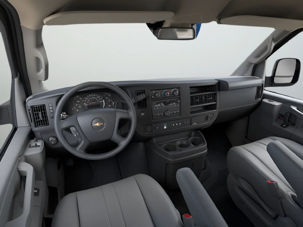 2025 Chevrolet Express Cargo Work Van - Photo 9