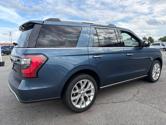 Used 2018 Blue Ford Limited image 3