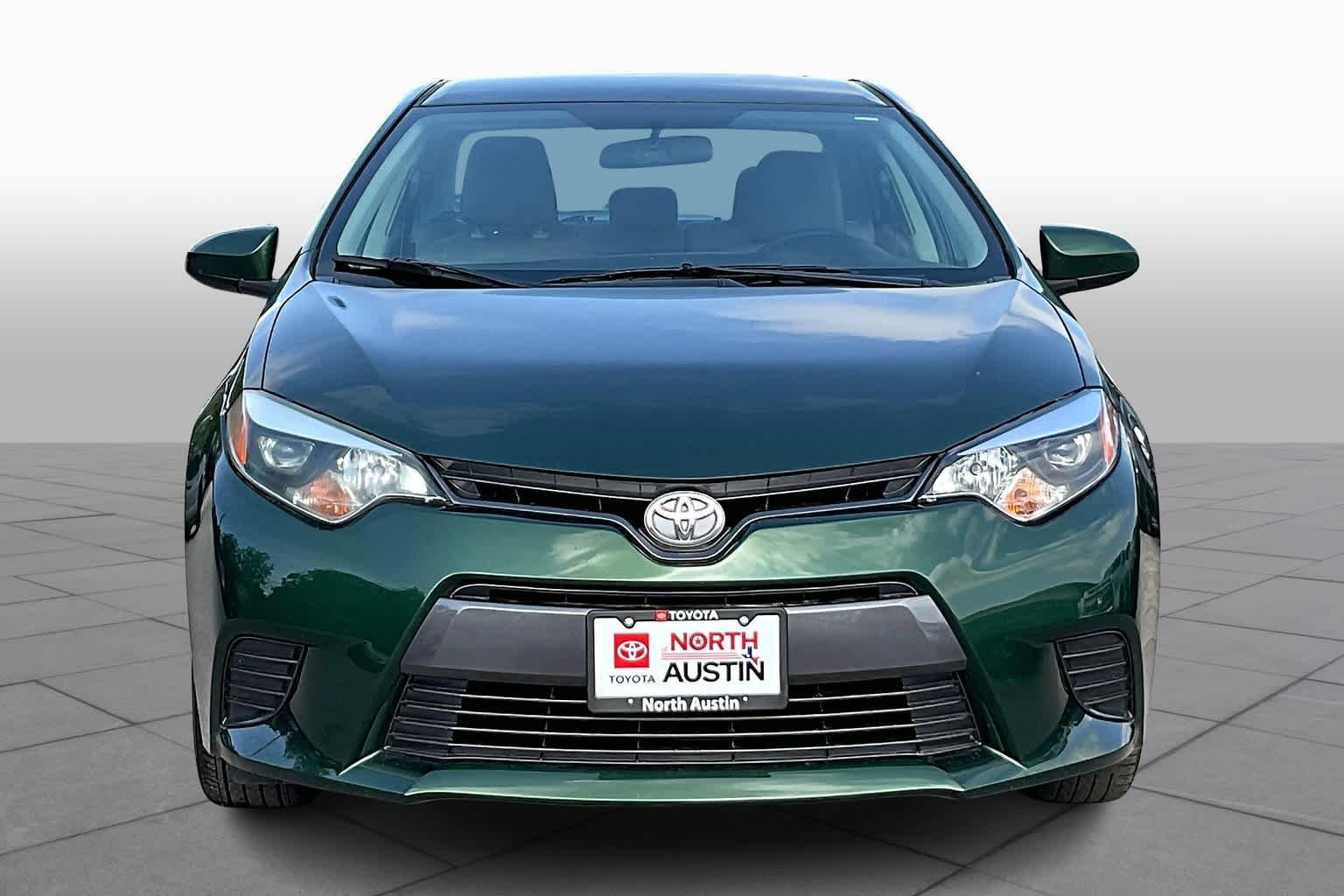 Used 2015 4Evergreen Mica Toyota LE image 4