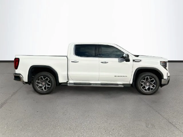 2026 GMC Sierra 1500 SLT - Photo 3