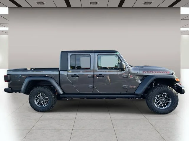New 2025 Granite Crystal Metallic Clear-Coat Exterior Paint Jeep Mojave image 2