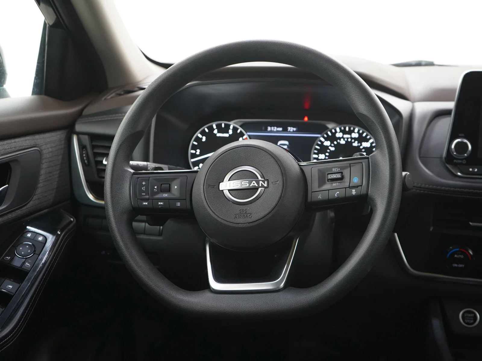 Used 2023 Super Black Nissan SV image 16