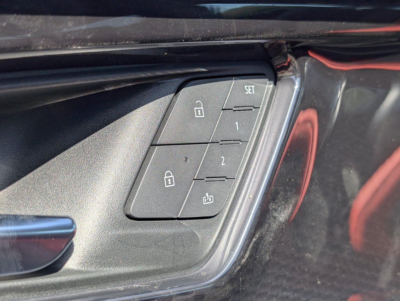 2025 Chevrolet Blazer EV RS - Photo 17
