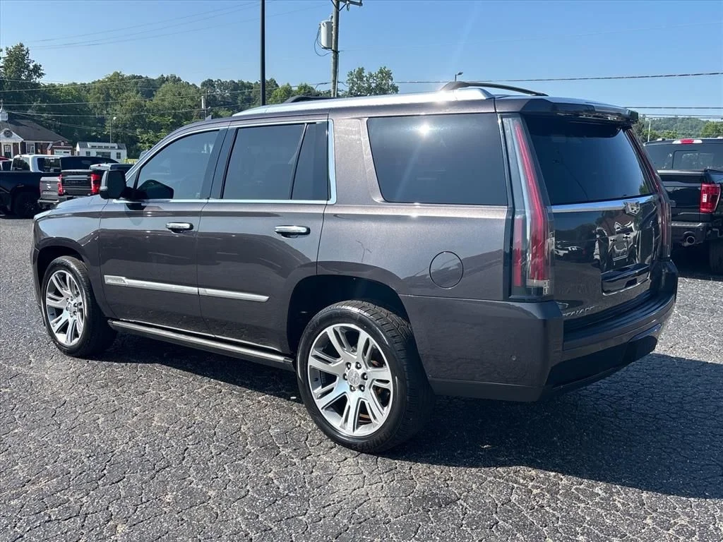 Used 2015 Gray Cadillac Premium image 5