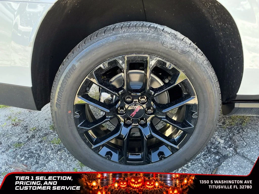 New 2026 Glacier White Tricoat GMC Denali image 17
