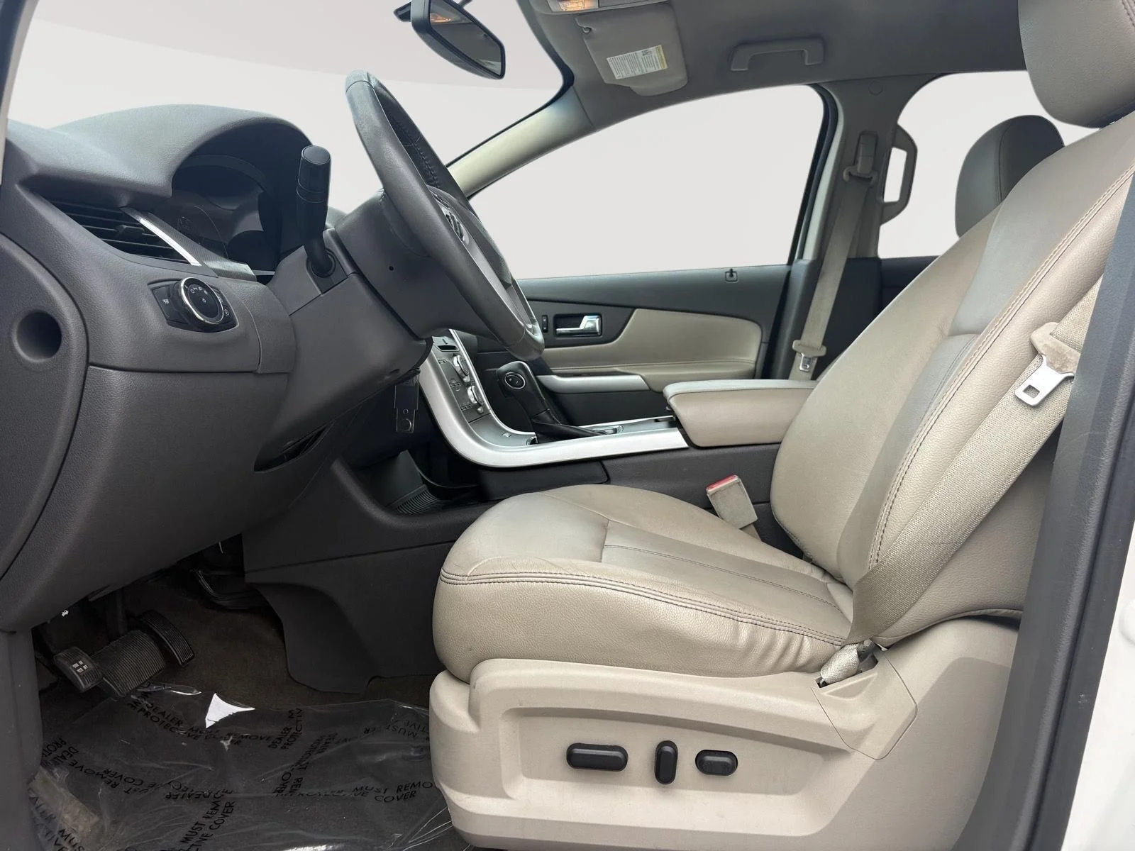 Used 2013 White Ford 4dr SEL AWD image 20