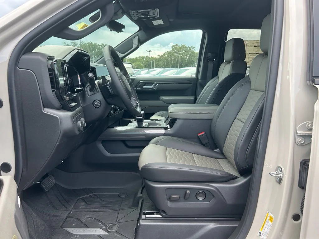 2026 Chevrolet Silverado 1500 ZR2 - Photo 15