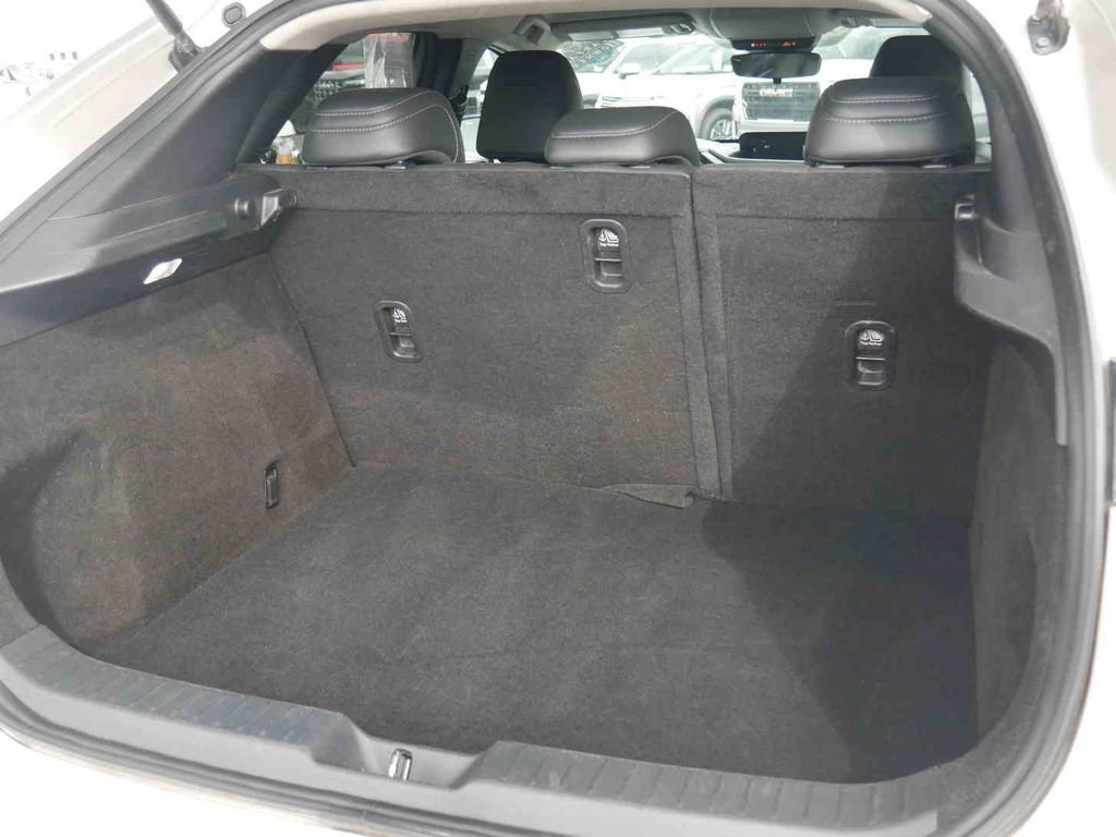 Used 2024 Silver Mazda 2.5 S Select Sport image 8