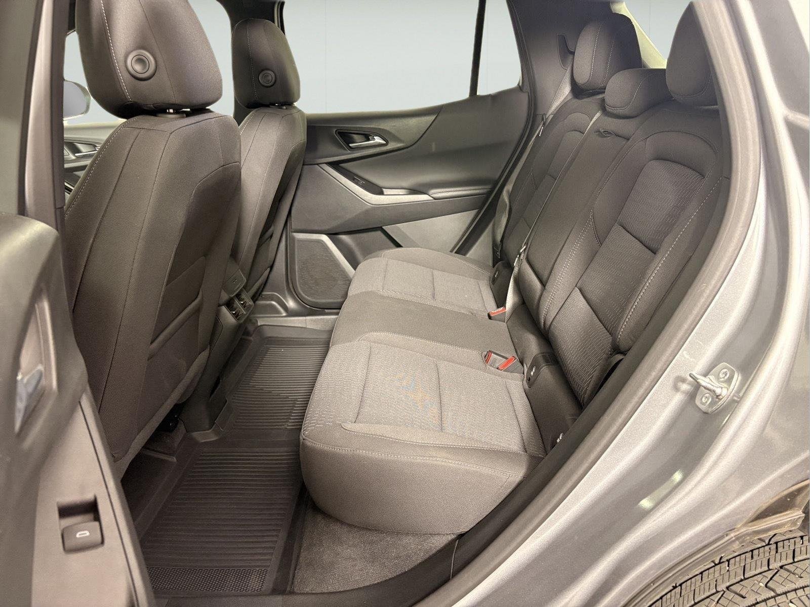 2025 Chevrolet Equinox LT - Photo 17