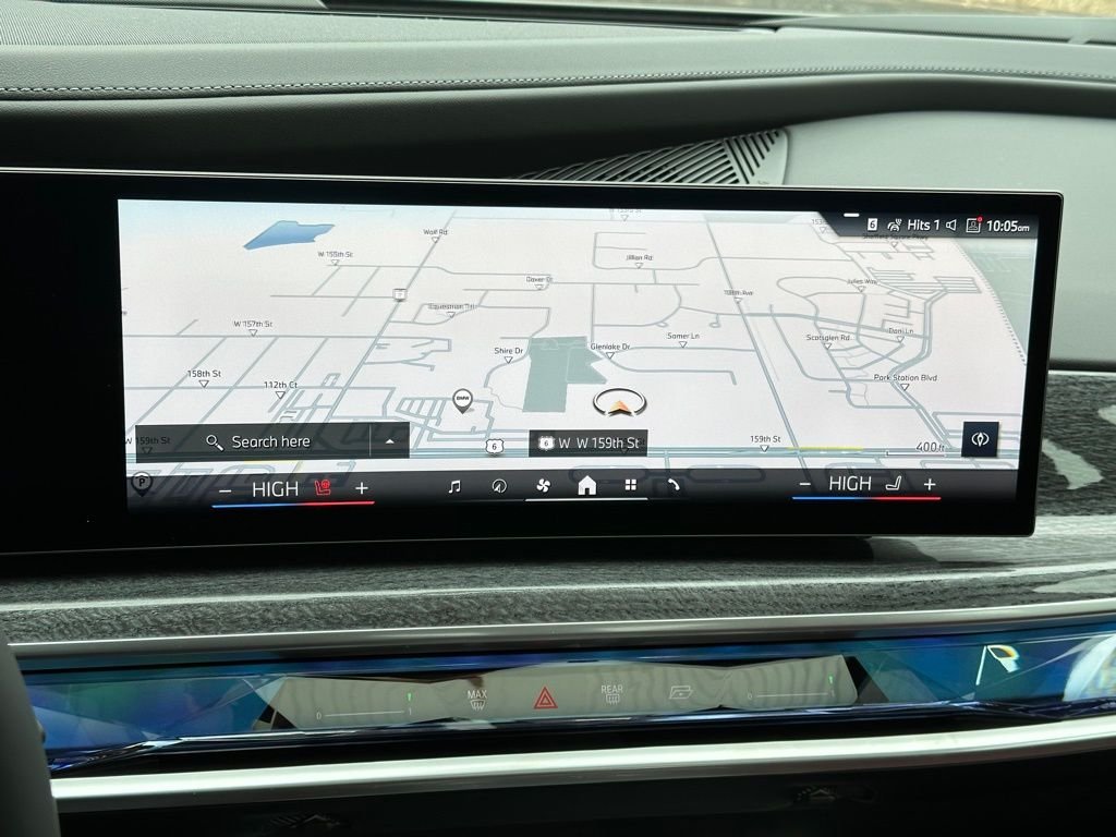 2025 BMW 7 Series 760i - Photo 14