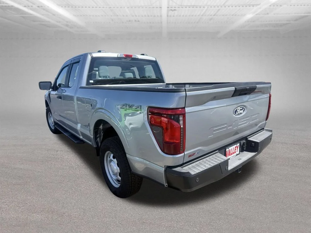 New 2025 Iconic Silver Metallic Ford XL image 7