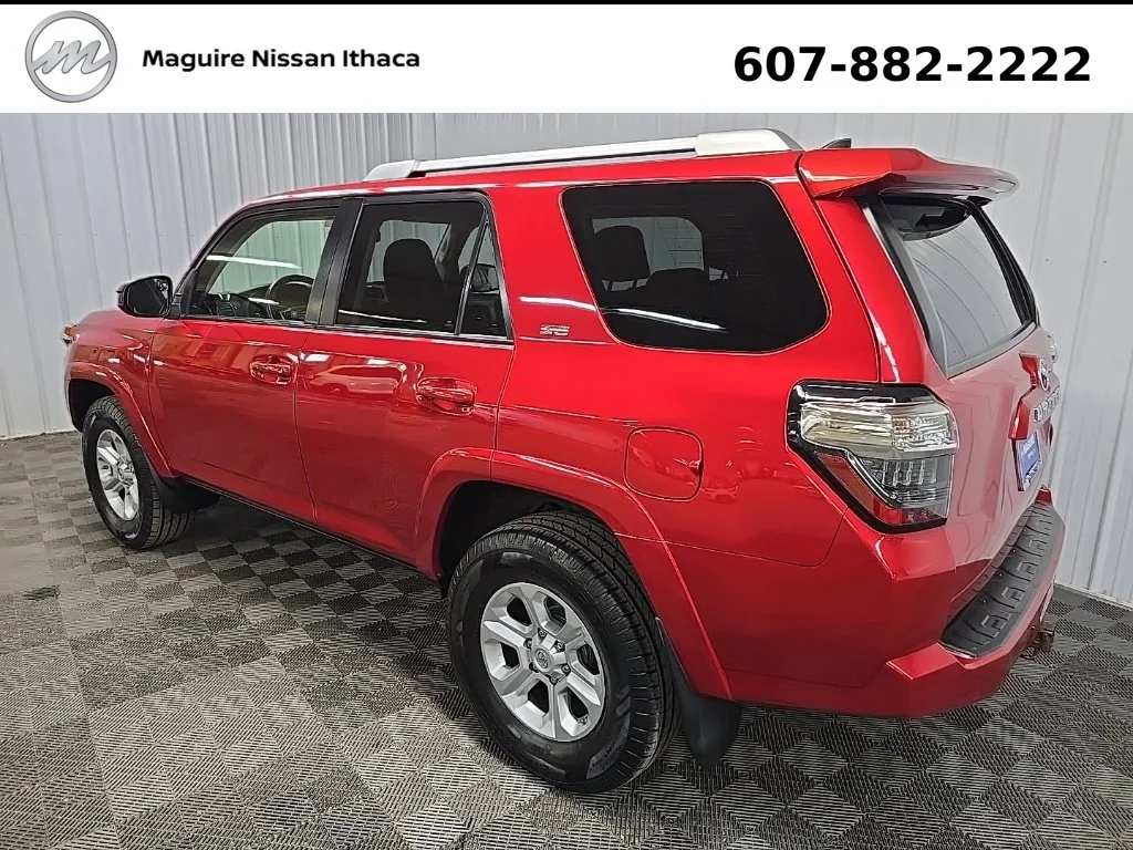 Used 2018 Red Toyota SR5 image 10