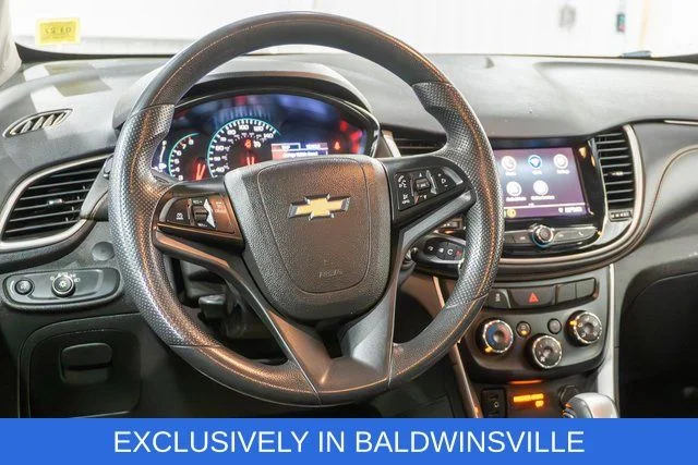 Used 2020 White Chevrolet LT image 12